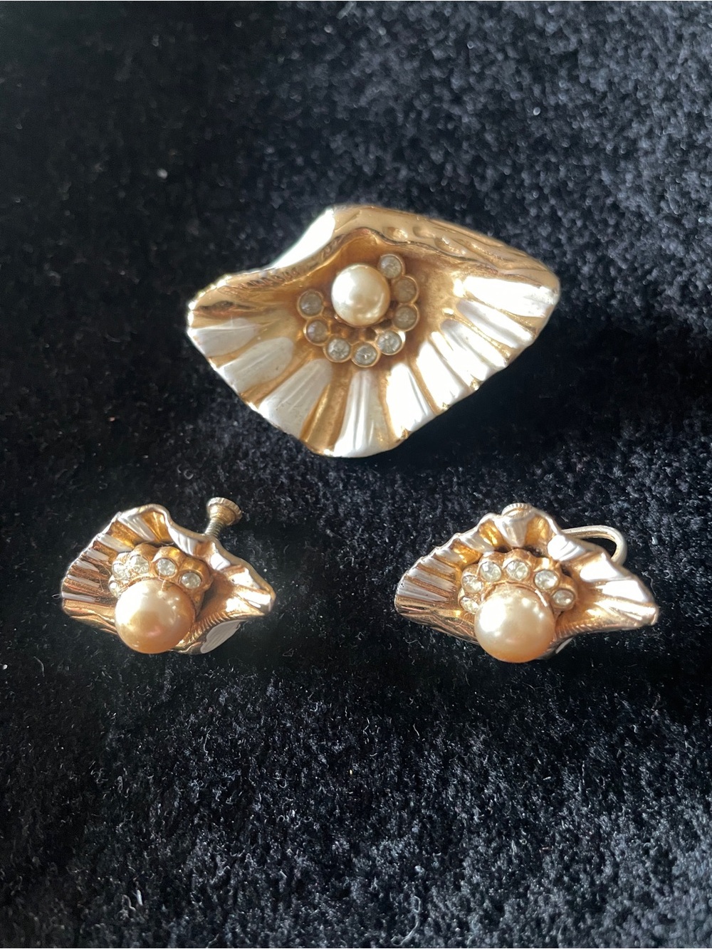 Vintage Coro Brooch and Earrings Set